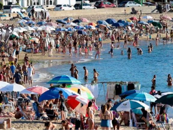 Uruguay anunció que cerrará sus fronteras durante el verano Uruguay anunció que cerrará sus fronteras durante el verano