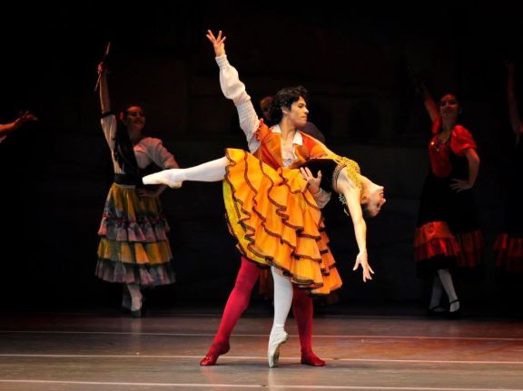 Esta noche, Gala por los 15 años del Ballet del Parque Esta noche, Gala por los 15 años del Ballet del Parque