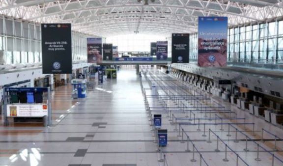 Permitirán el ingreso de turistas de países limítrofes por vía aérea y marítima Permitirán el ingreso de turistas de países limítrofes por vía aérea y marítima