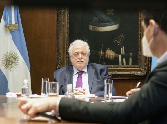 González García sobre la vacuna: "Estamos buscando oportunidad, cantidad y precio" González García sobre la vacuna: "Estamos buscando oportunidad, cantidad y precio"