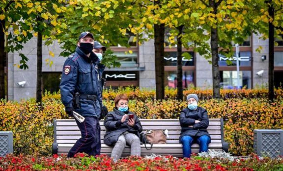 Récord de casos diarios en el mundo con más de 565.000 contagios en 24 horas Récord de casos diarios en el mundo con más de 565.000 contagios en 24 horas