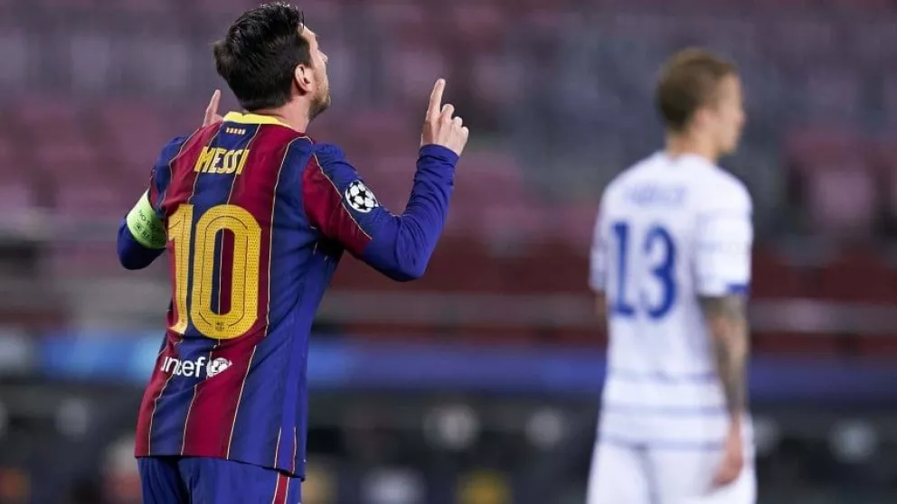 Messi marcó un gol de penal para el triunfo de un Barcelona con puntaje ideal