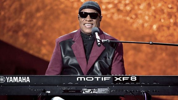 Stevie Wonder, Carole King y Celine Dion darán un concierto benéfico para enfermeras Stevie Wonder, Carole King y Celine Dion darán un concierto benéfico para enfermeras