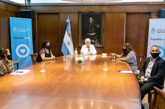 González García mantuvo encuentro con asociaciones vinculadas con el uso medicinal de cannabis González García mantuvo encuentro con asociaciones vinculadas con el uso medicinal de cannabis