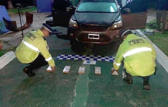 Detalles de la venta de un auto que a las pocas horas apareció con droga Detalles de la venta de un auto que a las pocas horas apareció con droga