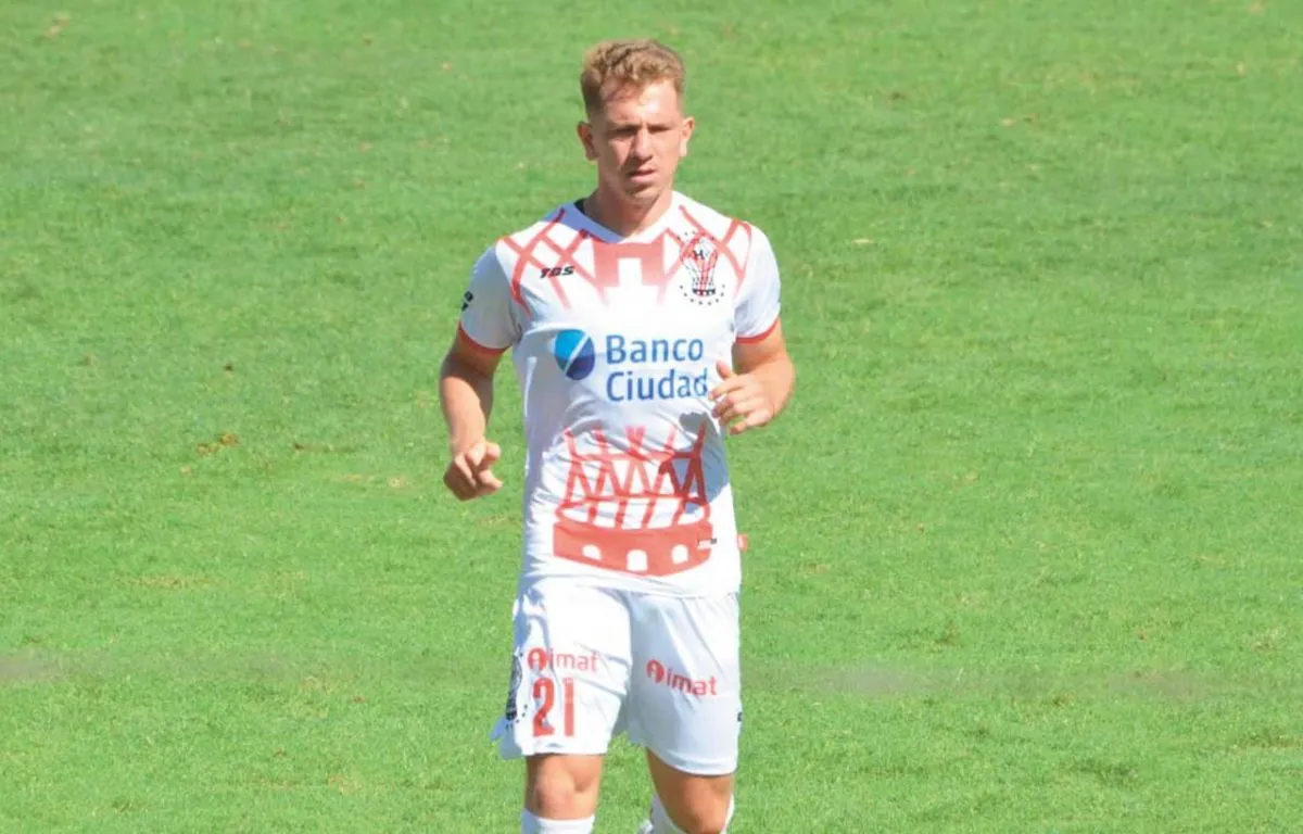 Esteban Rolón volvió a jugar en el fútbol argentino | EL TERRITORIO noticias de Misiones.