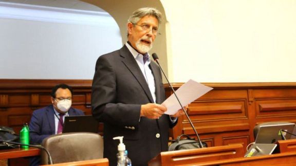Perú: el Congreso nombró a Francisco Sagasti como nuevo presidente tras la renuncia de Merino