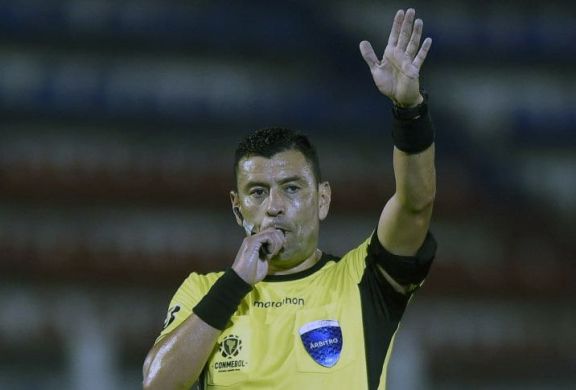 Tobar a Boca y Rojas a River: los árbitros designados para los octavos de la Libertadores Tobar a Boca y Rojas a River: los árbitros designados para los octavos de la Libertadores