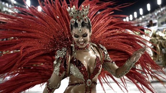 Río de Janeiro evalúa hacer el carnaval en julio por la pandemia del coronavirus Río de Janeiro evalúa hacer el carnaval en julio por la pandemia del coronavirus