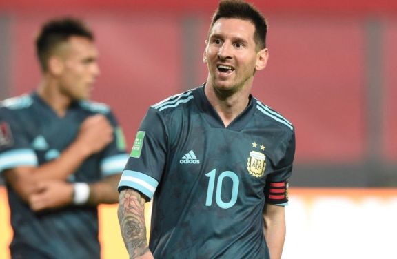Lionel Messi, tras la victoria ante Perú: “Este es el camino a seguir” Lionel Messi, tras la victoria ante Perú: “Este es el camino a seguir”