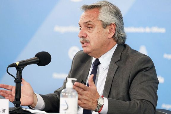 El Presidente confirmó que habrá un aumento para todos los jubilados en diciembre El Presidente confirmó que habrá un aumento para todos los jubilados en diciembre