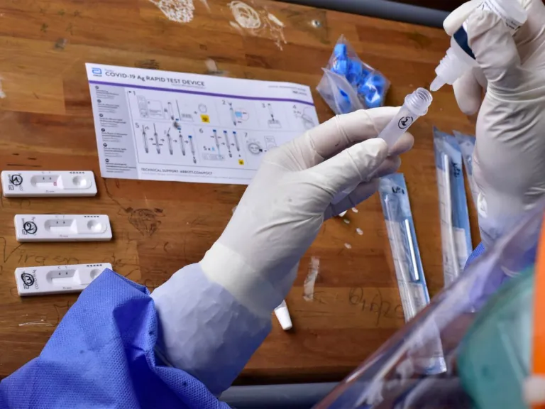 Misiones registr 1423 casos nuevos de Covid-19 y 3 muertes por la enfermedad