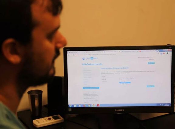 Evalúan autorizar las prácticas de los universitarios Evalúan autorizar las prácticas de los universitarios