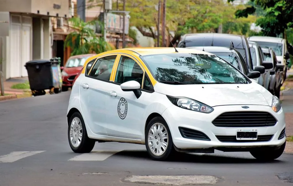 Aprobaron suba  del 35% en la tarifa  de taxi en Posadas 