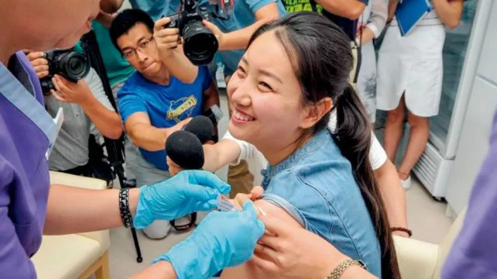 Un millón de chinos ya fueron vacunados