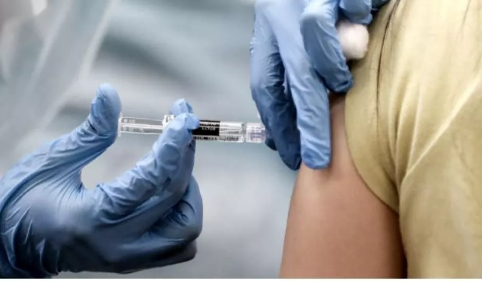 Vacuna rusa: "Tenemos expectativa de estar firmando contrato la semana que viene"