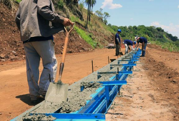 Comenzó la construcción de la costanera de Puerto Piray Comenzó la construcción de la costanera de Puerto Piray