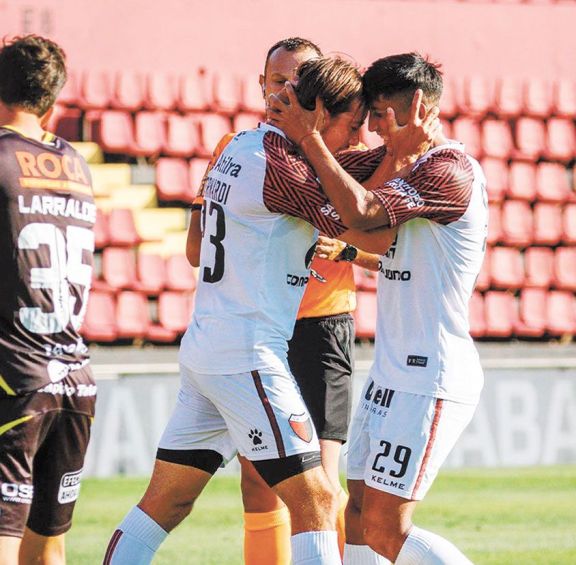 Un paso al frente Un paso al frente