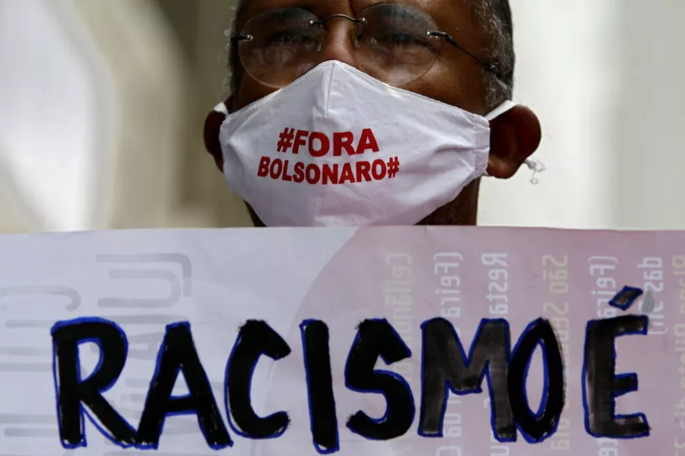 Increpan a Bolsonaro por haber criticado a los manifestantes por la igualdad racial