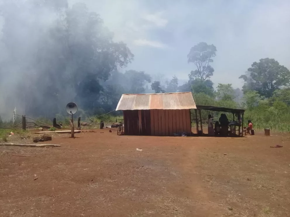 Alerta en la comunidad Alecrín por un incendio forestal