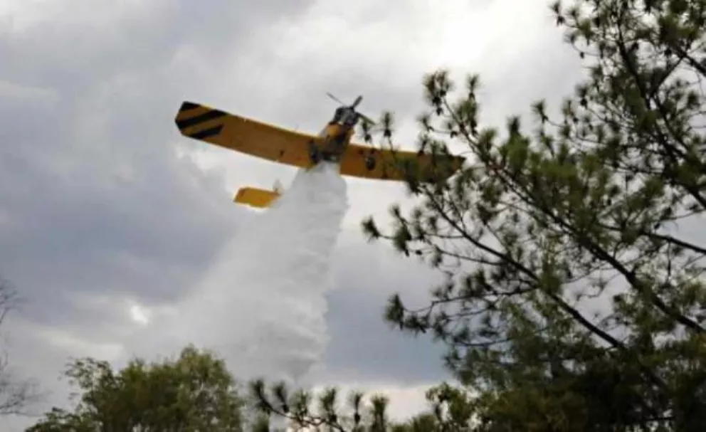 Llegan dos aviones hidrantes para combatir los incendios en Misiones