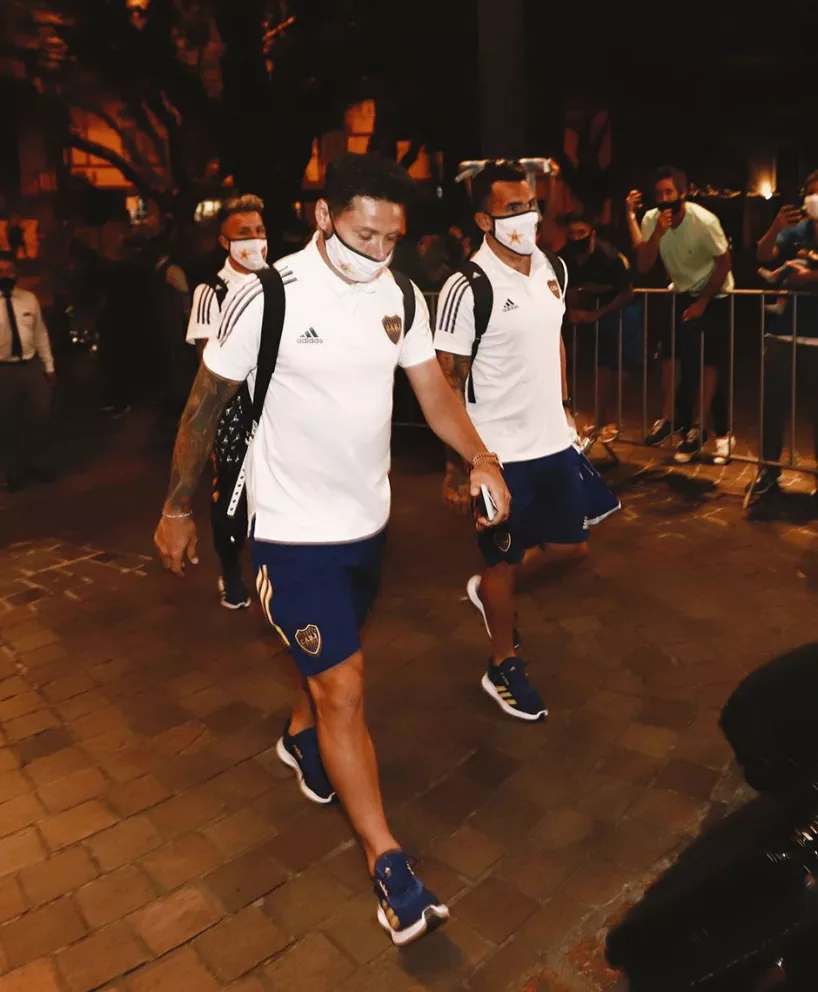 Boca inicia la serie ante el Inter en Porto Alegre