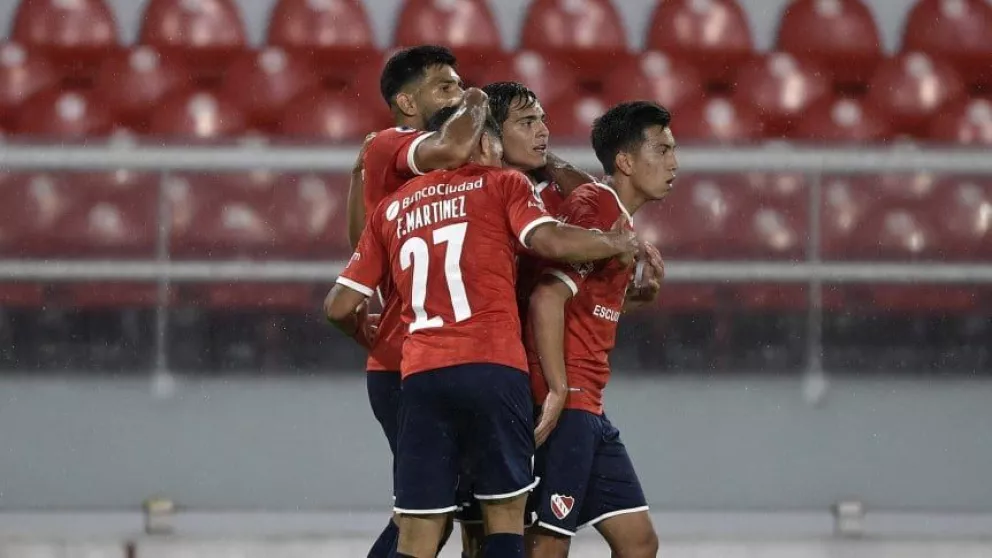 Independiente derrotó a Fénix y avanzó a cuartos de final de la Copa Sudamericana