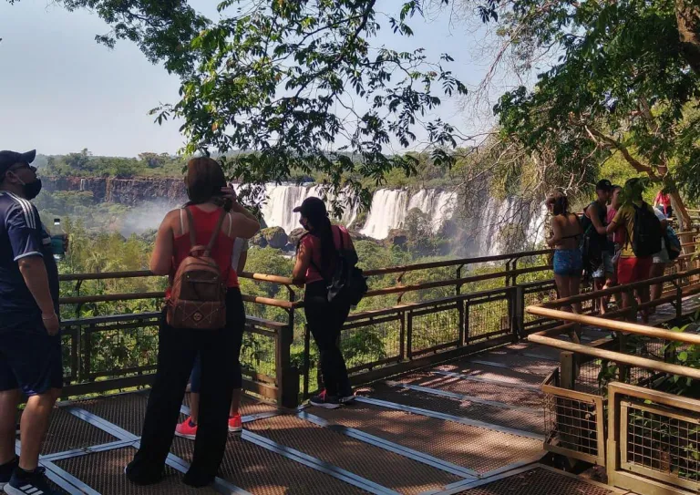 Misiones realizará test gratuitos a los turistas que vengan con reservas