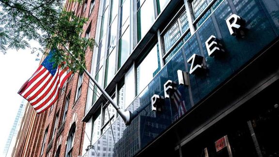 Un médico murió tras recibir la vacuna de Pfizer en EE.UU. Un médico murió tras recibir la vacuna de Pfizer en EE.UU.