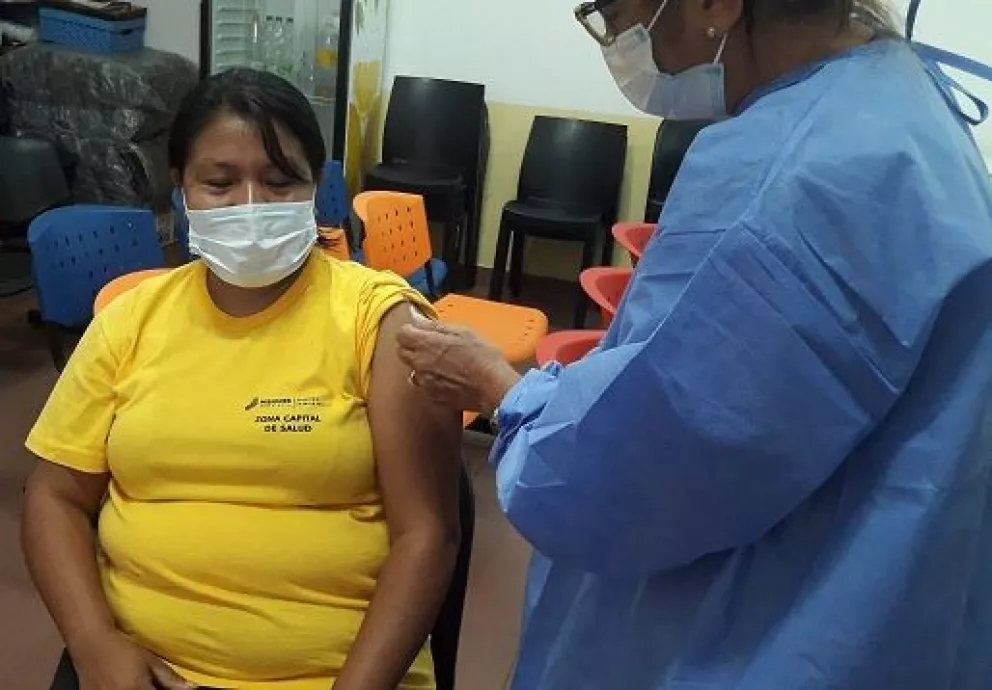 Agentes sanitarios Mbya Guaraní recibieron la primera dosis de la vacuna Sputnik V