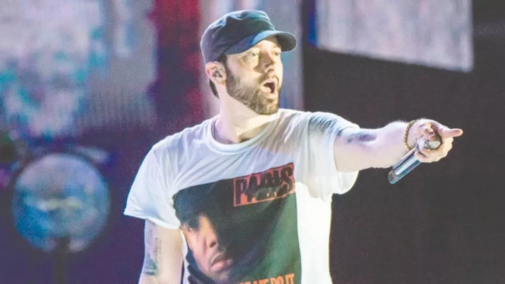Disco de lujo más disculpas, la vigencia de Eminem 