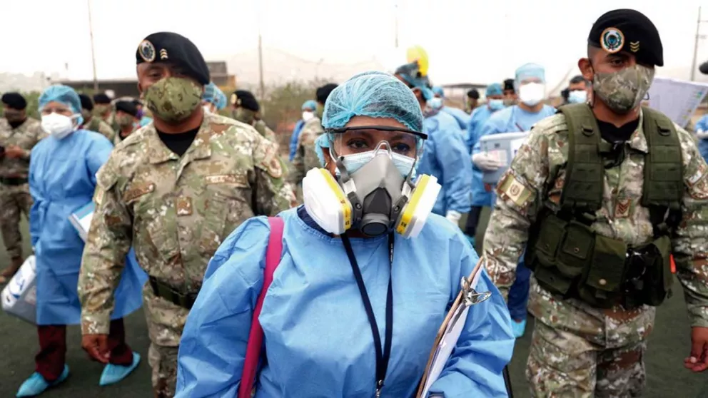 Perú: enfermeros y alcaldes piden más medidas ante la segunda ola de Covid-19