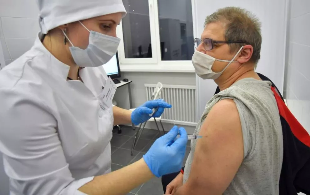 Rusia dice que su segunda vacuna contra el Covid-19 tiene 100% de efectividad