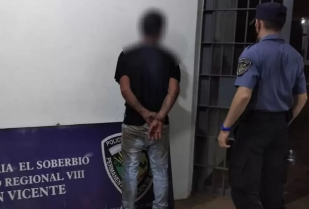 Detienen a dos hombres por violencia en El Soberbio y Puerto Rico