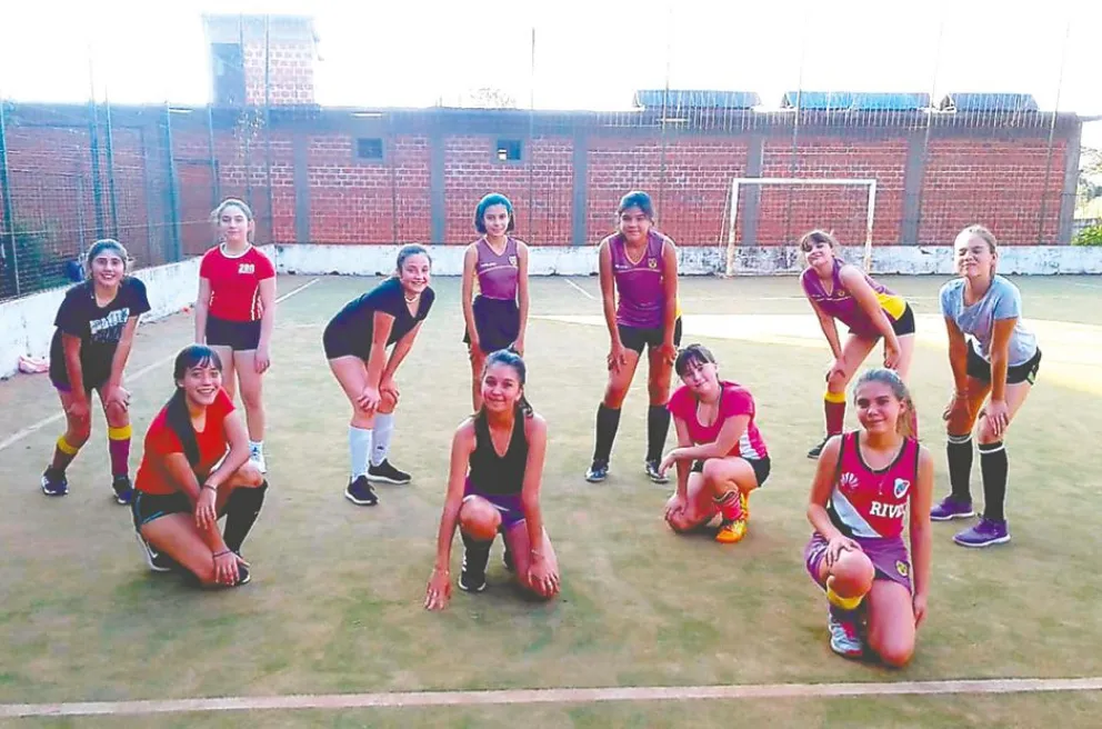 Hockey en pandemia: las chicas quieren divertirse