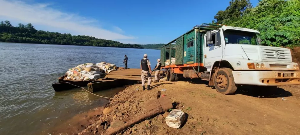 Misiones: Prefectura secuestró más de once toneladas de granos de soja