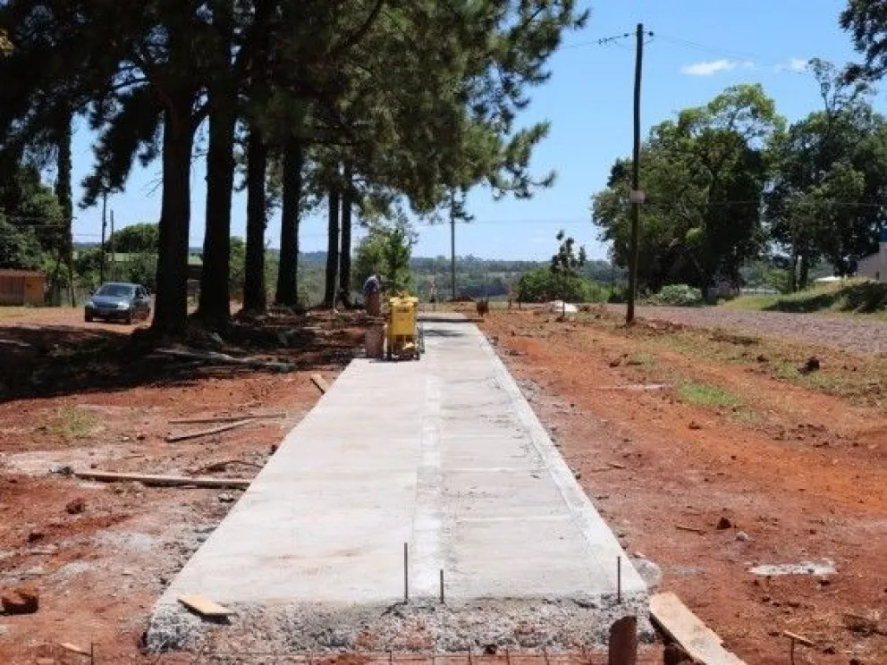 Oberá: En marcha la construcción de bicisendas sobre la avenida Picada Vieja