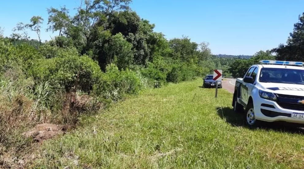 Cerro Azul: murió un automovilista tras despistar en ruta 14