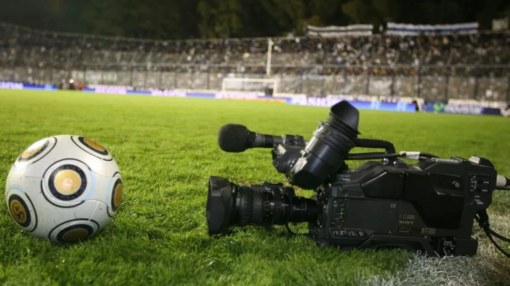Quiénes relatarán y comentarán los partidos de la Copa de la Liga Profesional por la TV Pública