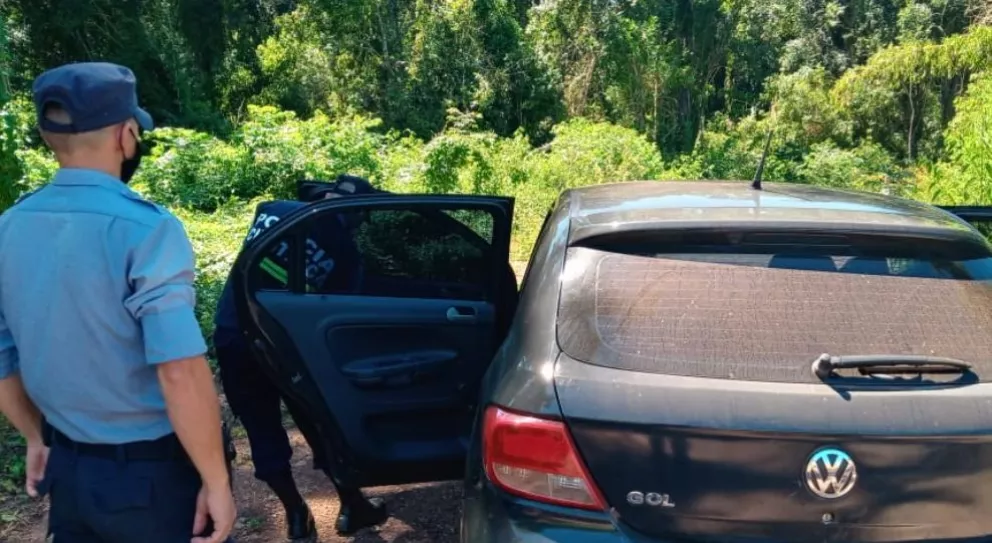 Encuentran el auto que había sido robado a matrimonio en El Soberbio