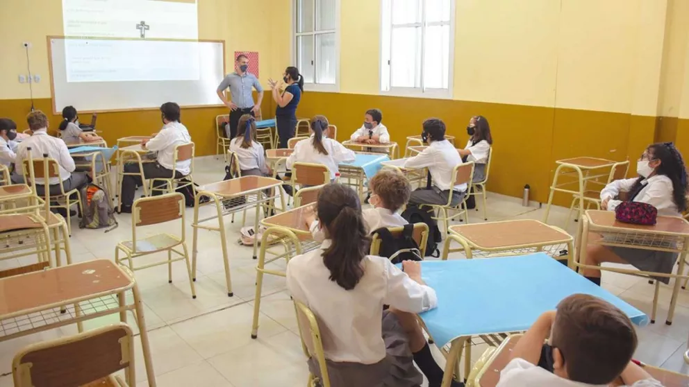 El colegio Roque González comenzó su etapa de adaptación. Foto: Nicolás Oliynek