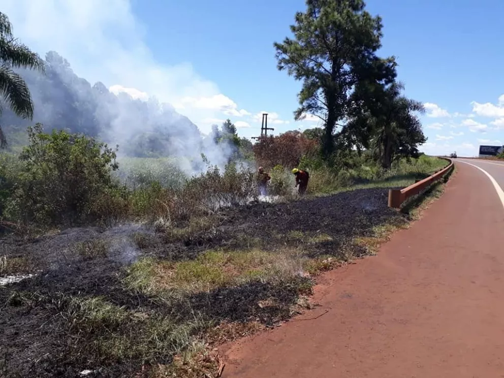 Incendio de pastizales puso en alerta a una comunidad mbyá guaraní