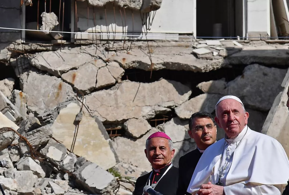 El Papa se despidió de Irak con mensajes contra el terrorismo y por una reconstrucción sin venganza