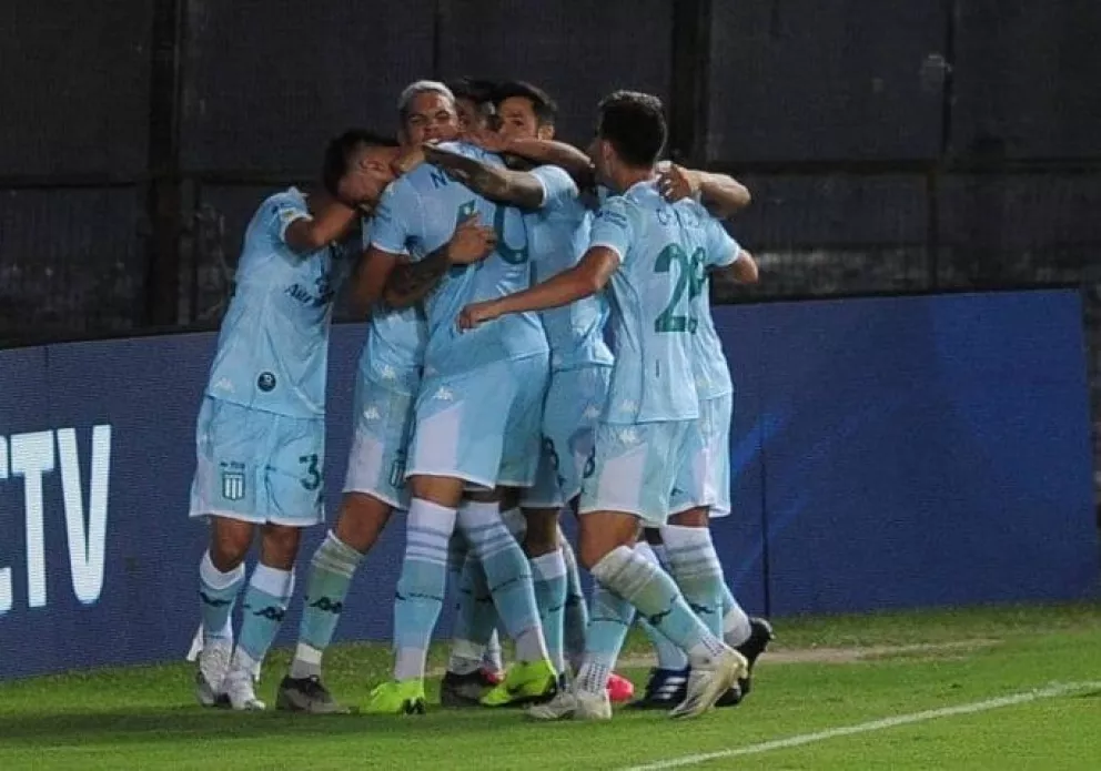 Racing consiguió la primera victoria en la Copa Liga Profesional ante Rosario Central