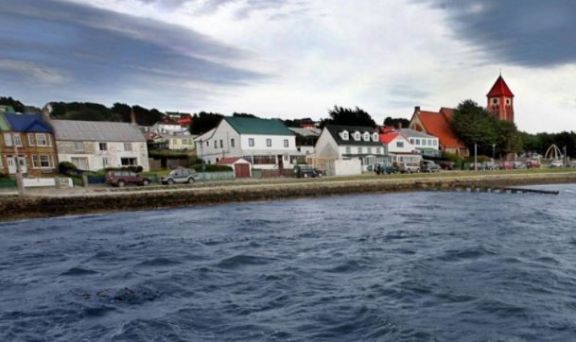 Argentina presentó una queja ante Uruguay por colaborar con los vuelos británicos a Malvinas