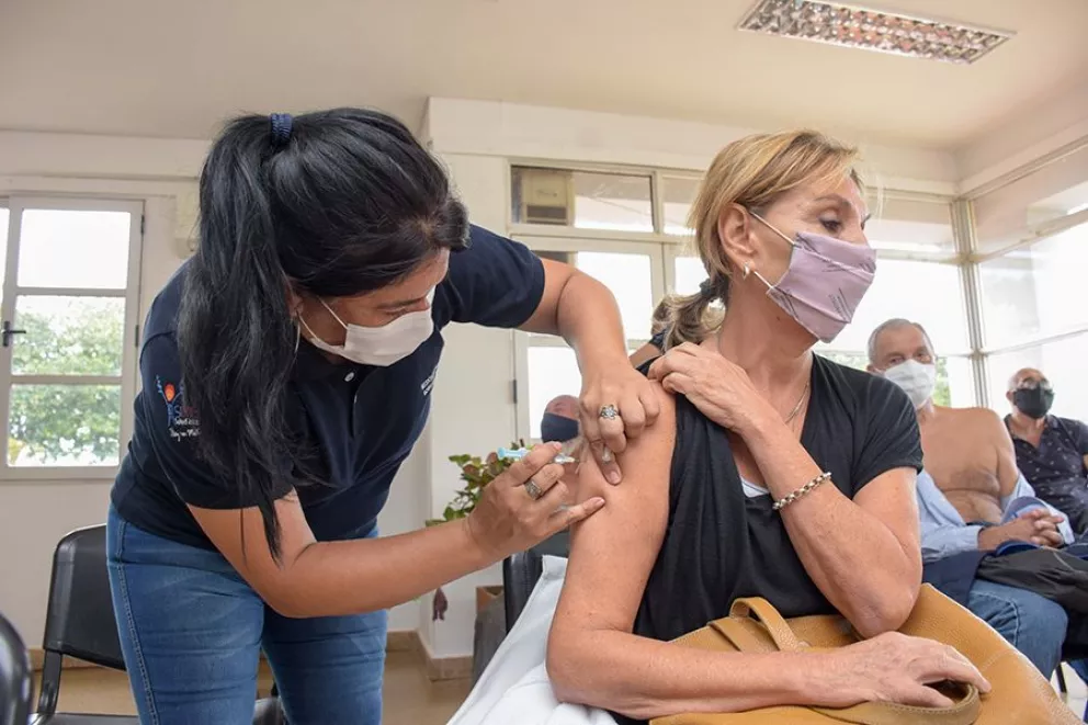 Docentes de Posadas y la zona Centro, recibirán mañana la primera dosis de la vacuna anticovid