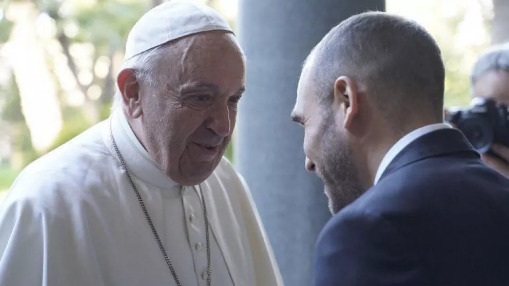 Martín Guzmán se reunió con el papa Francisco en el Vaticano