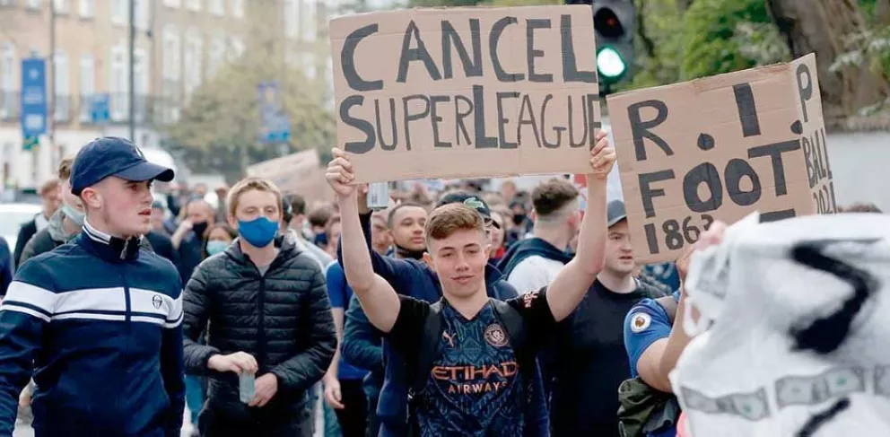 Europa: varios clubes  se bajaron de la Superliga  y el proyecto fracasaría 