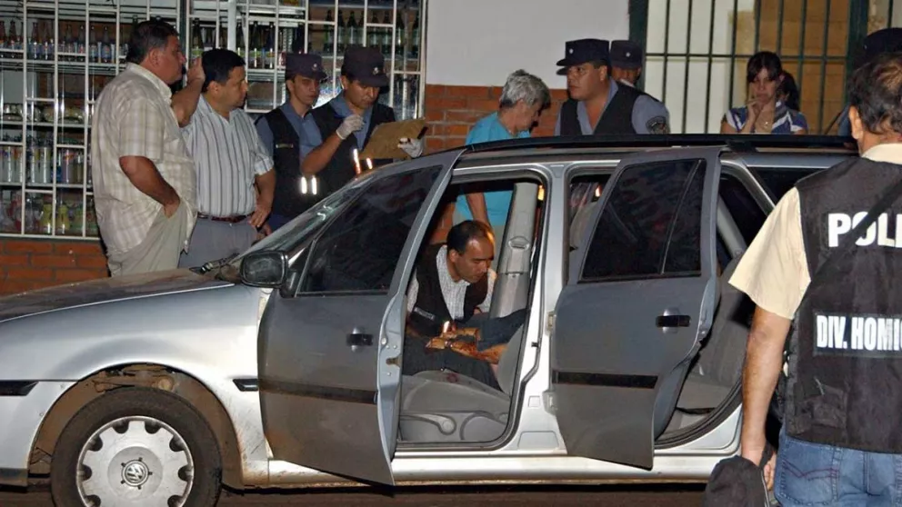 El cuerpo de Javier Pauluk fue encontrado en el interior del coche, en pleno centro de la ciudad de Posadas. Foto: Archivo