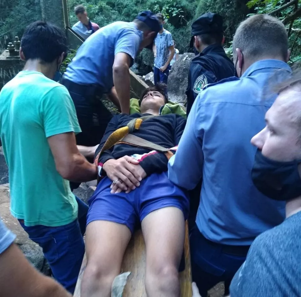 Rescataron a un turista herido en el Parque Salto Encantado